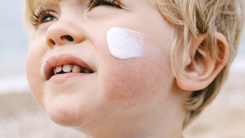 Nagyon száraz, atópiára hajlamos bőr babáknál? Így segíthet az URIAGE XEMOSE C8+ termékcsalád